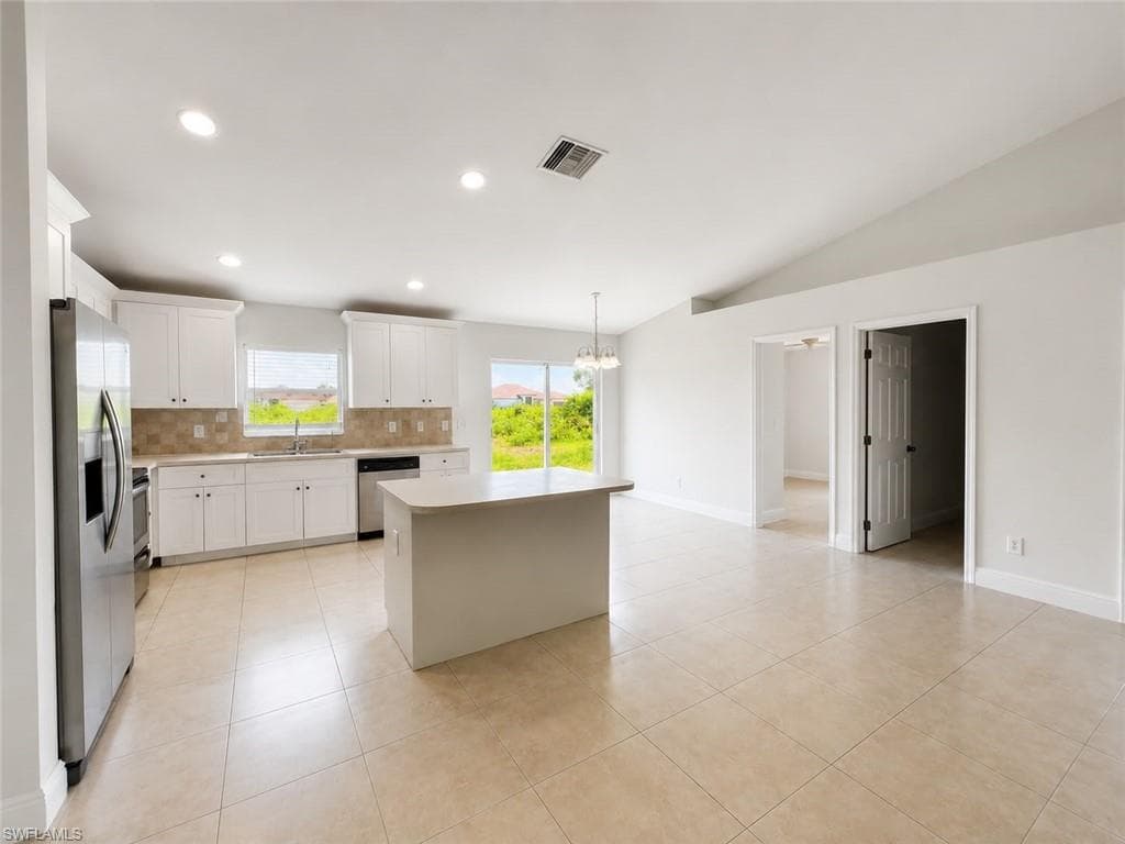 3306 39th ST SW-7