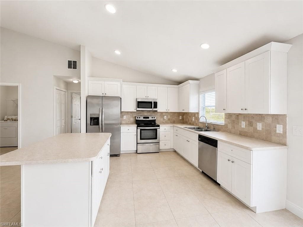 3306 39th ST SW-5