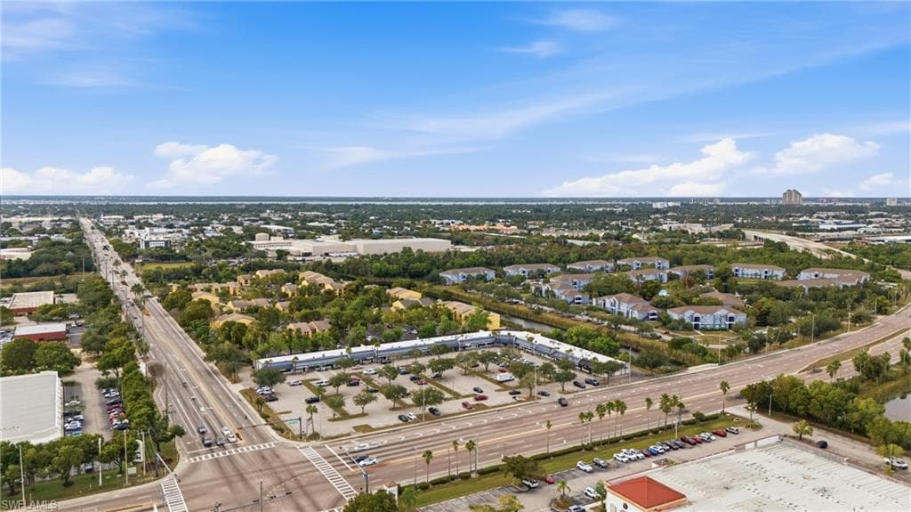 2925 Winkler AVE 920-34