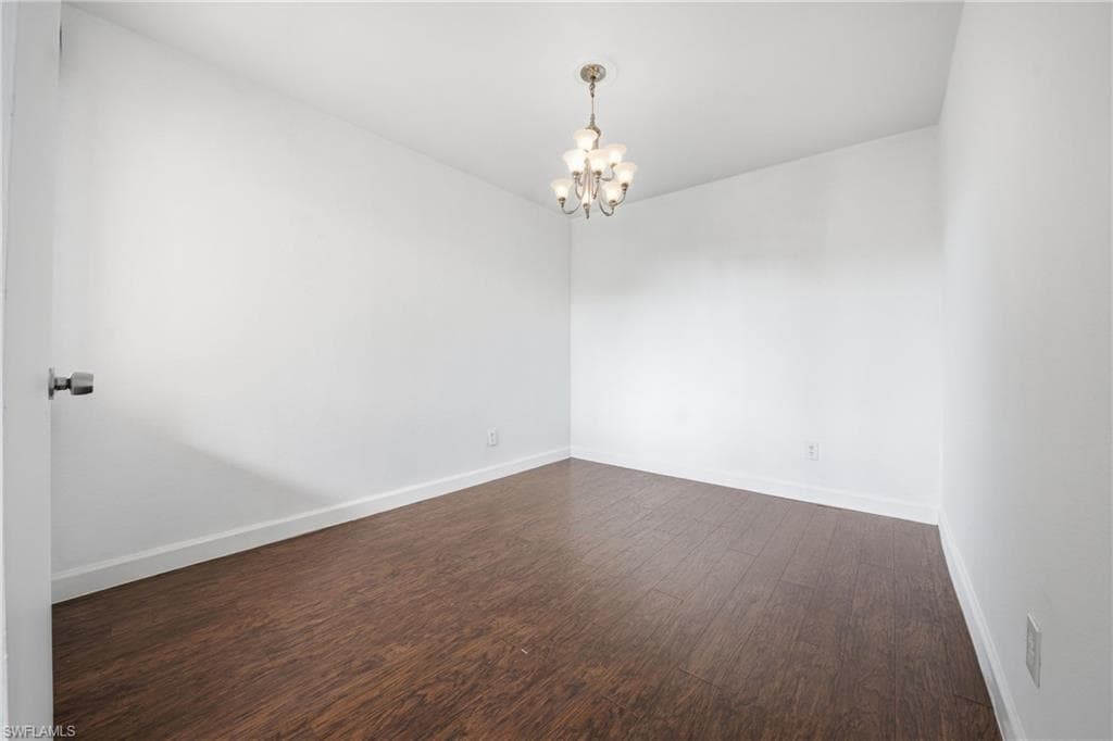 2925 Winkler AVE 920-19