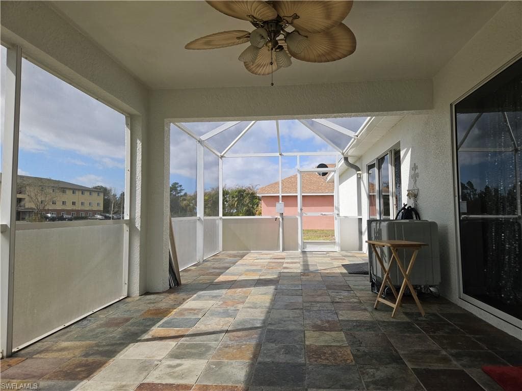 18300 Plumbago CT-32