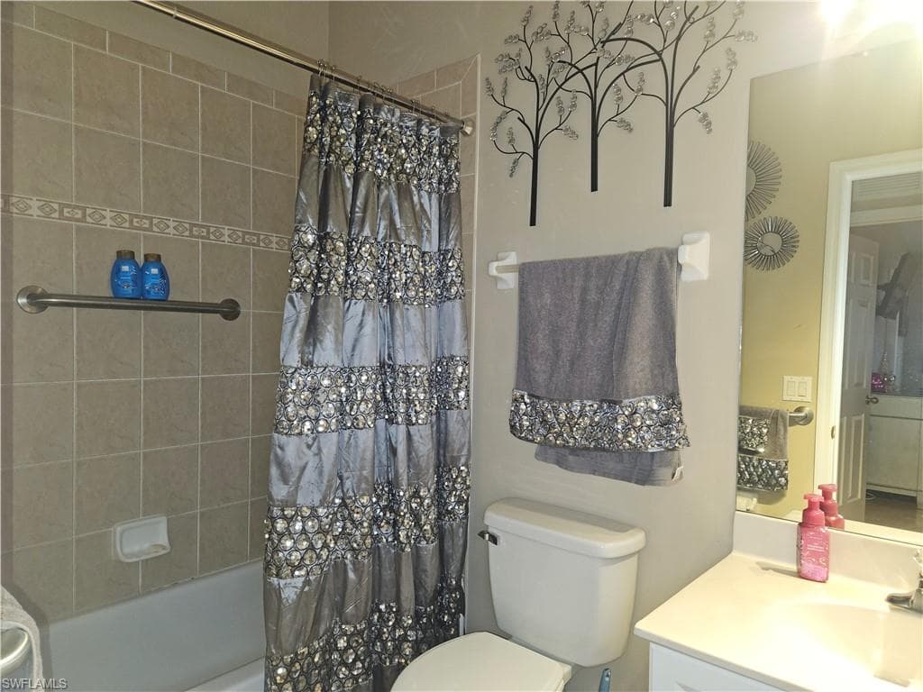 18300 Plumbago CT-28