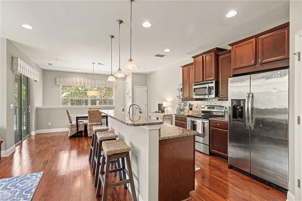 23440 Alamanda DR 201-7