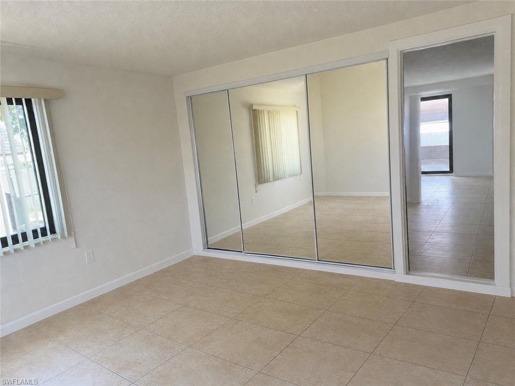3502 Seminole AVE-12