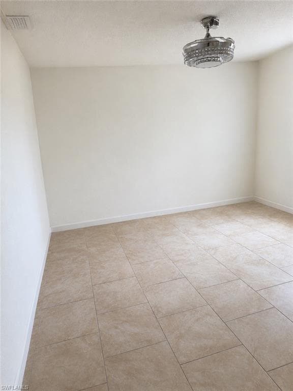 3502 Seminole AVE-11