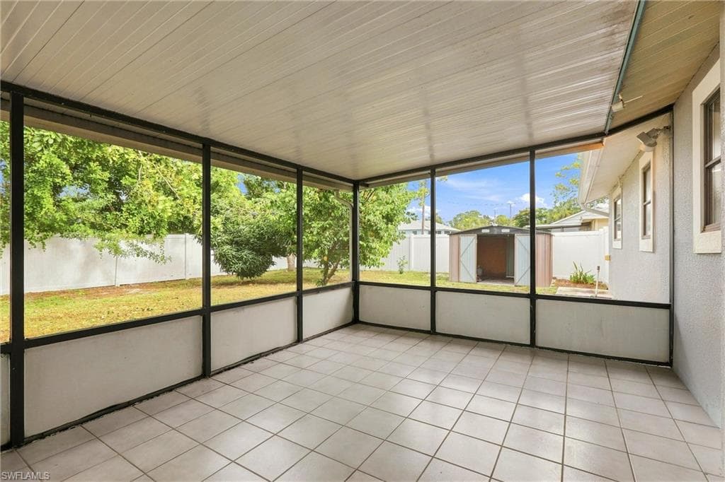 18500 Sarasota RD-22