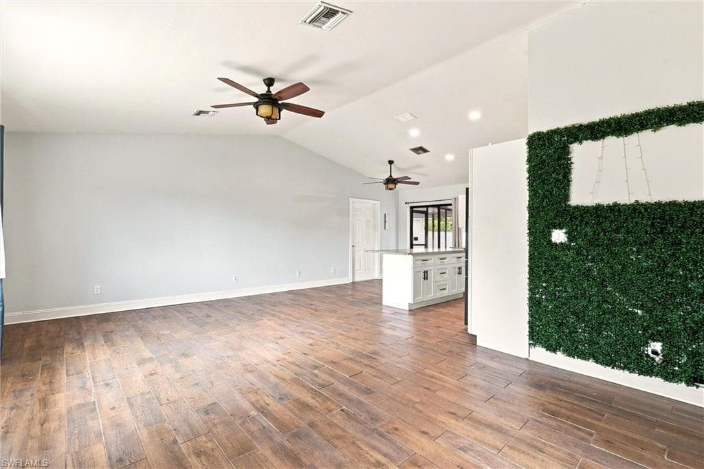 18500 Sarasota RD-18