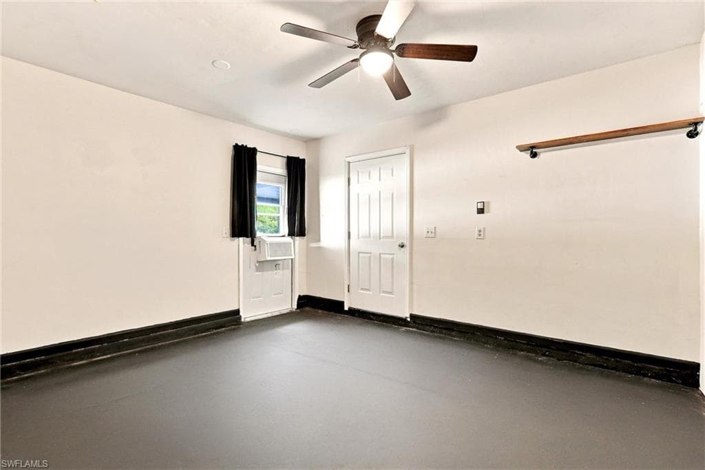 18500 Sarasota RD-39