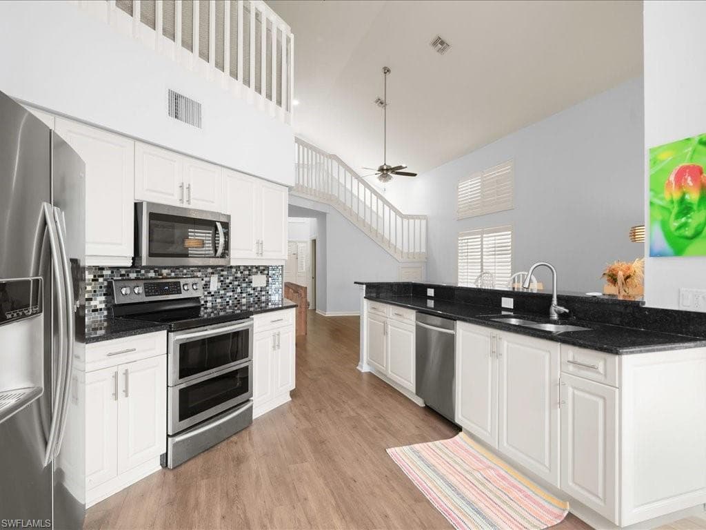 3570 Kent DR-14