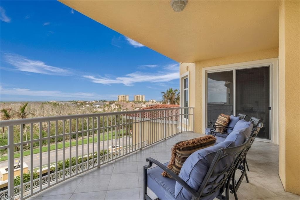 6081 Silver King BLVD 202-22