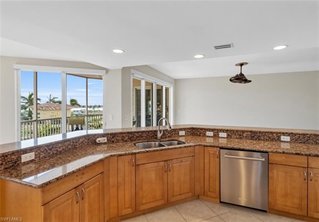 6081 Silver King BLVD 202-7
