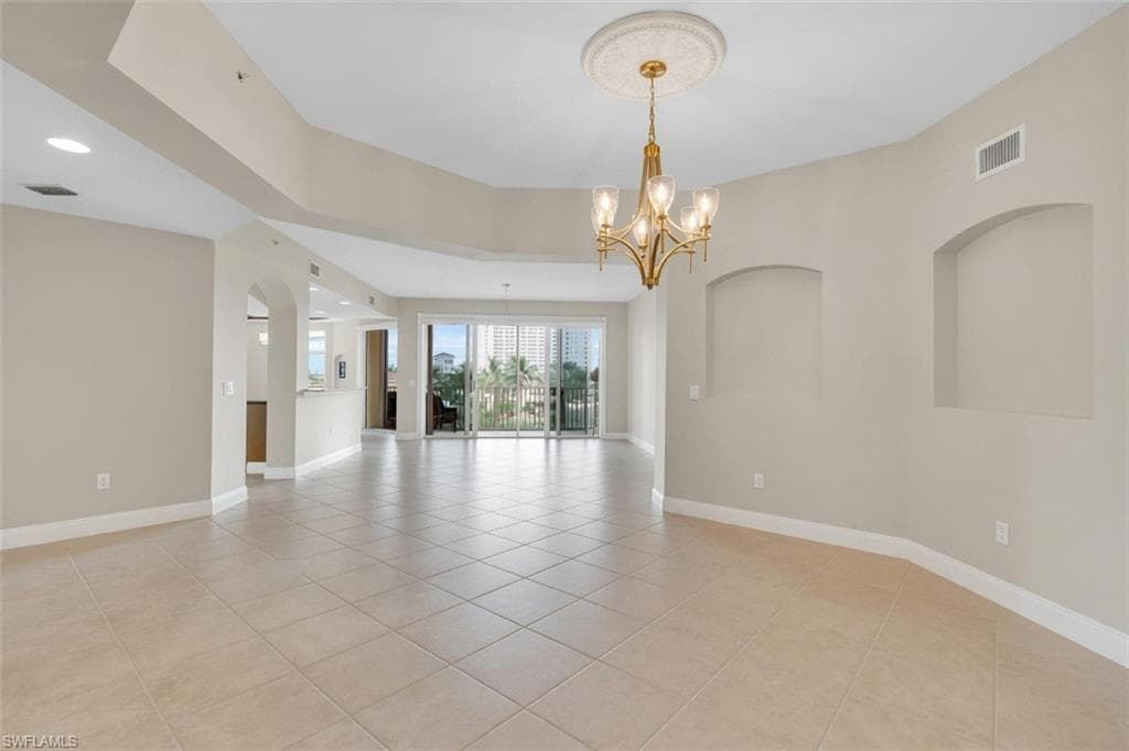 6081 Silver King BLVD 202-14