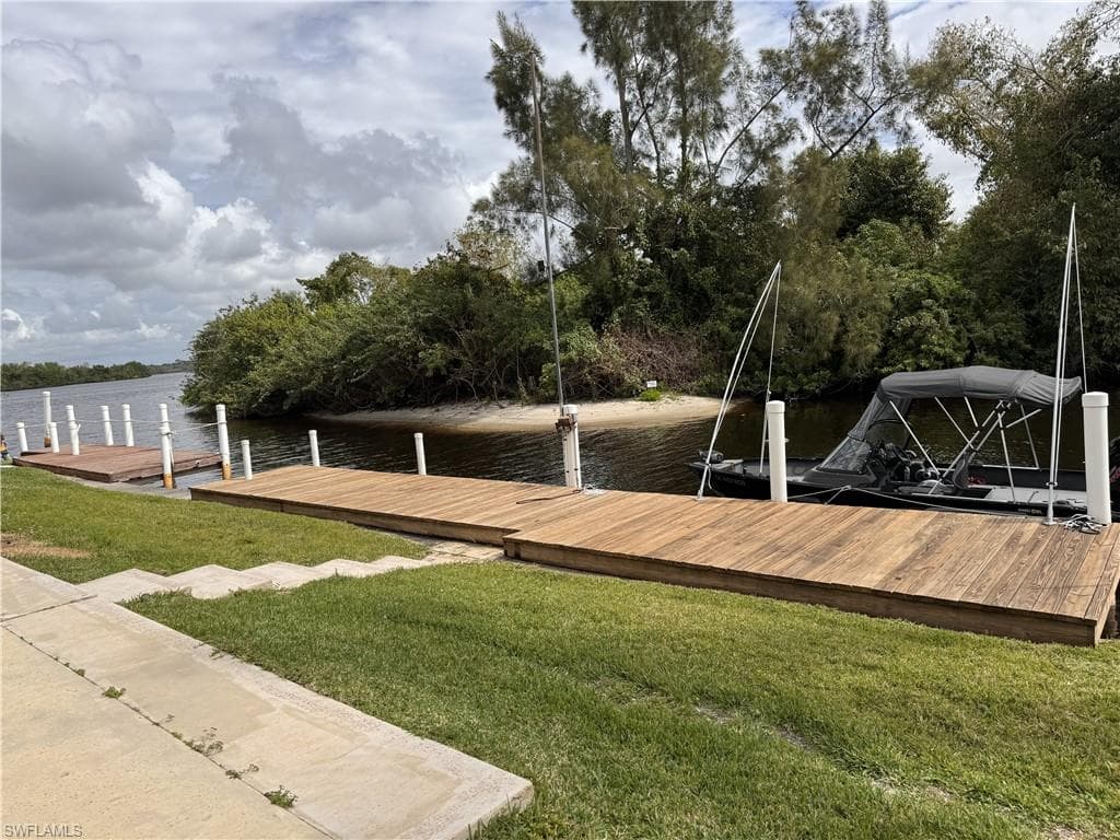 350 Shoreland DR-13