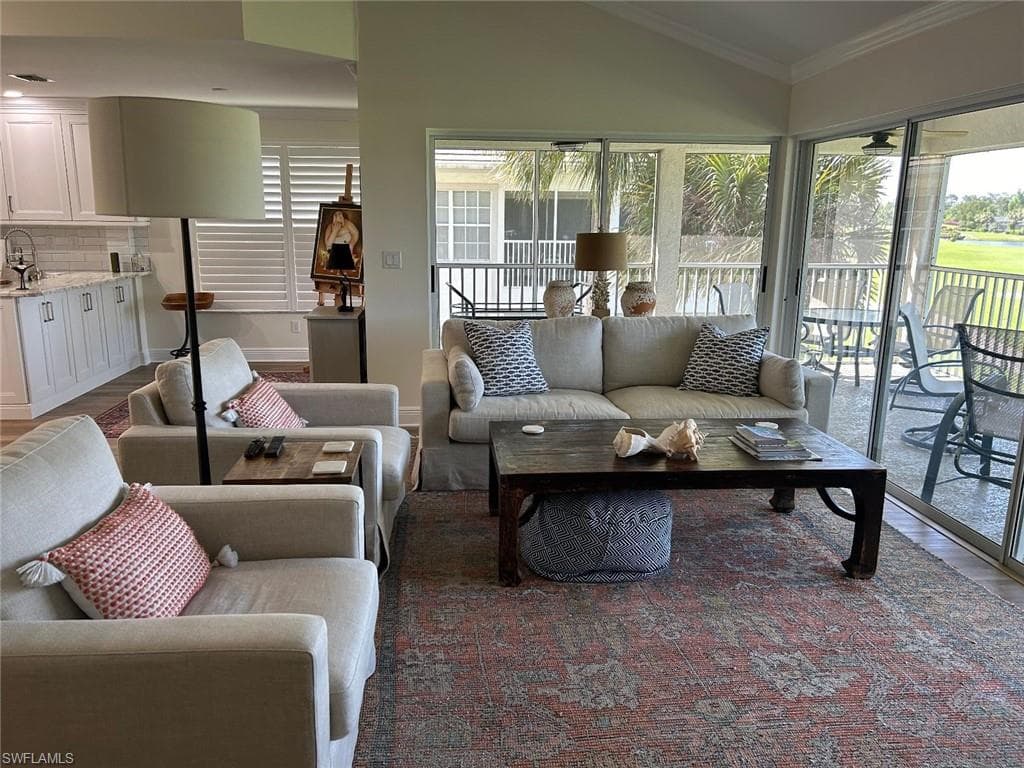 8361 Grand Palm DR 2-1