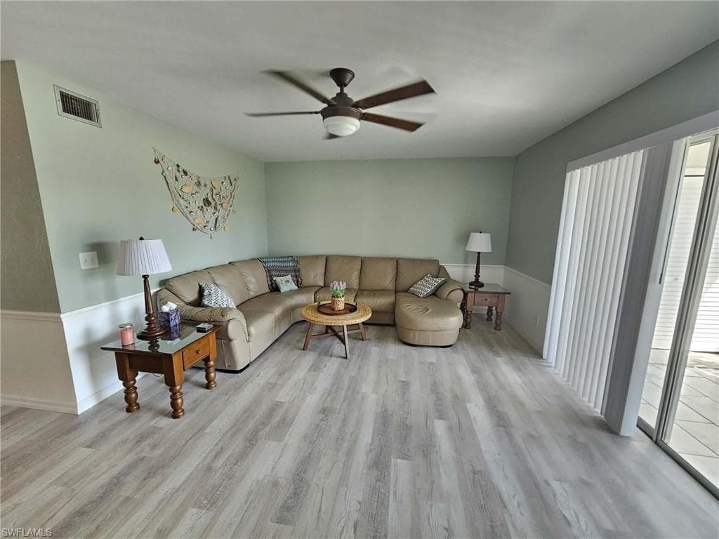 7360 Glenmoor LN 4207-14