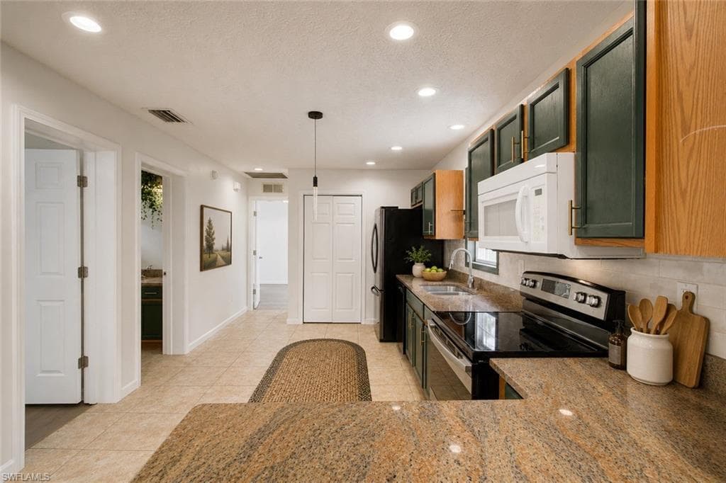 434 Leawood CIR-11