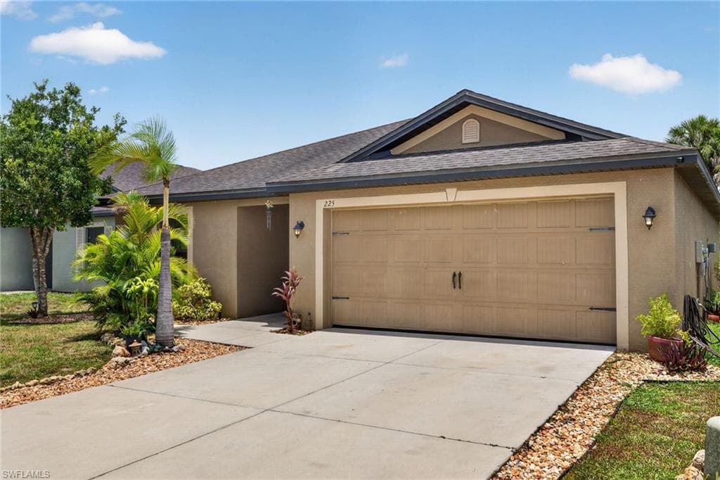 225 Shadow Lakes DR-2