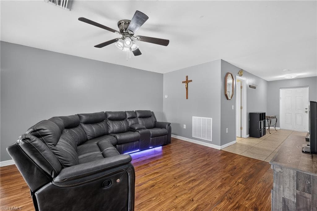 225 Shadow Lakes DR-3