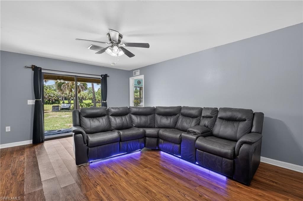 225 Shadow Lakes DR-4