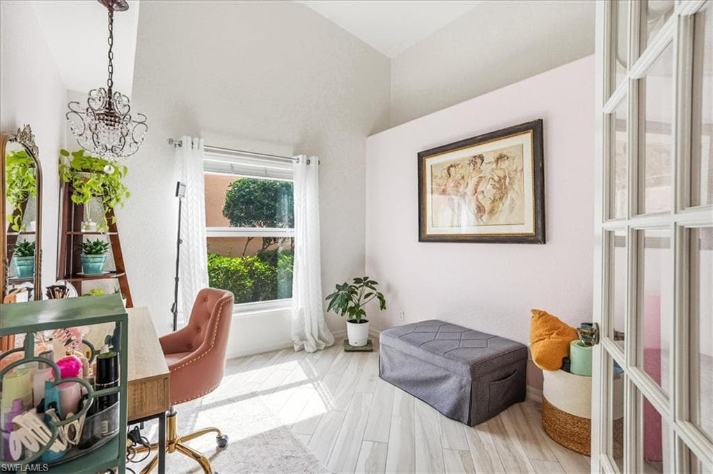 14915 Volterra CT-16