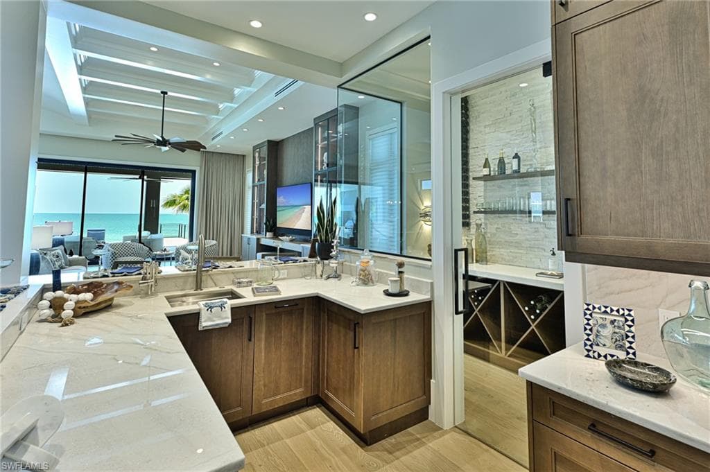 27400 Hickory BLVD-23