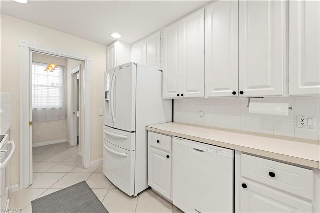 5513 Cove CIR 88-10