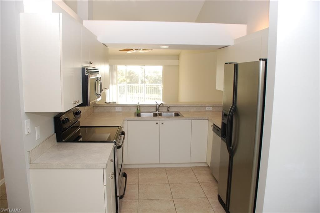 416 Valerie WAY 203-5