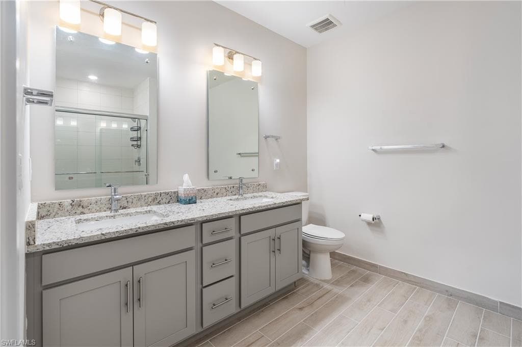 26430 Coco Cay CIR 202-5