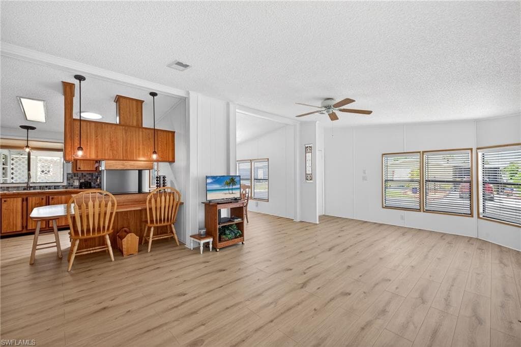 95 Oceans BLVD-5