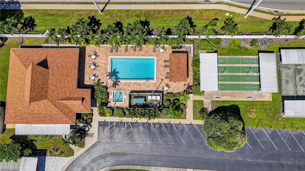 95 Oceans BLVD-38