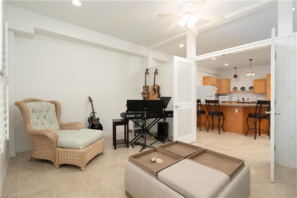 8550 Ebbtide WAY-43