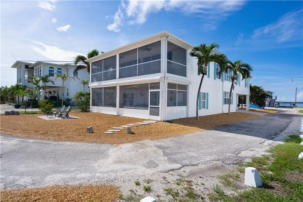 8550 Ebbtide WAY-20