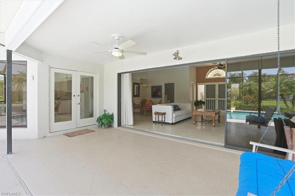 3852 Essex PL-29