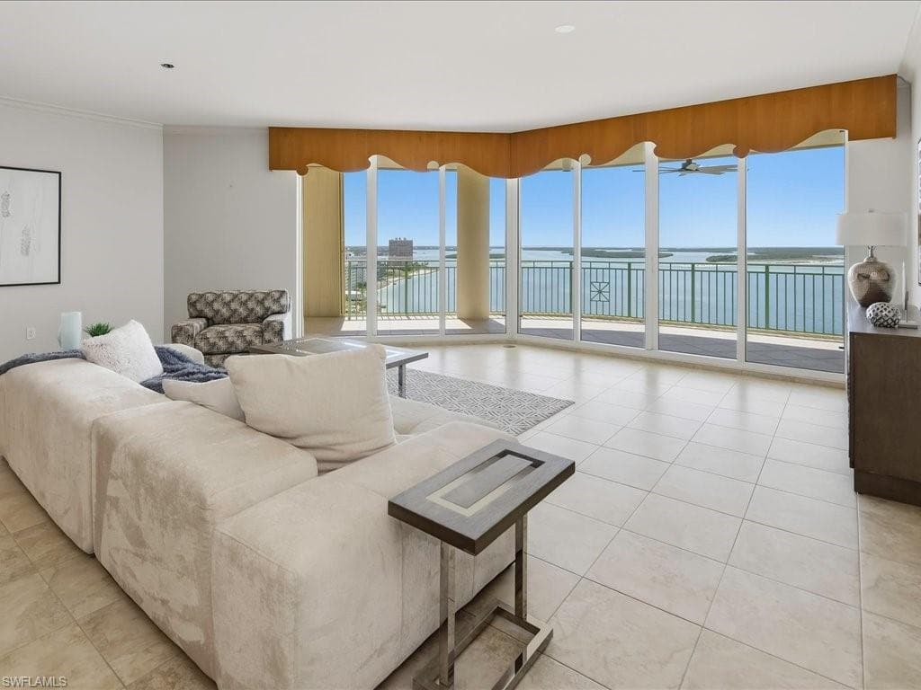 970 Cape Marco DR 1501-7