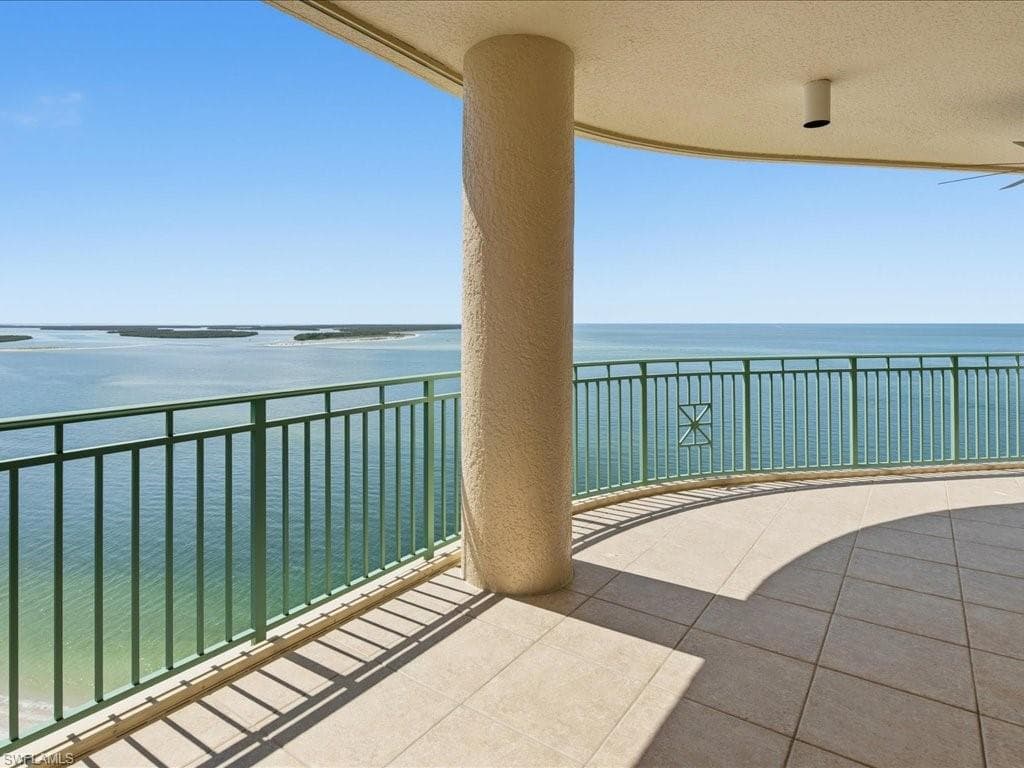970 Cape Marco DR 1501-3