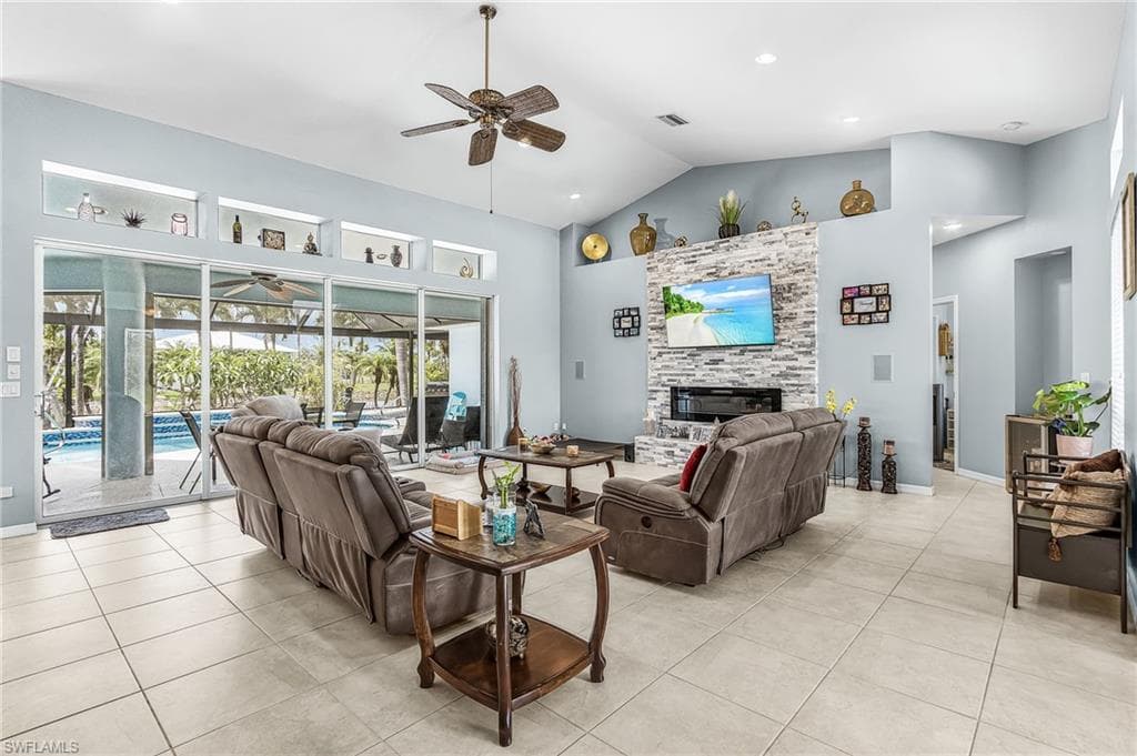 7791 Grande Pine RD-12
