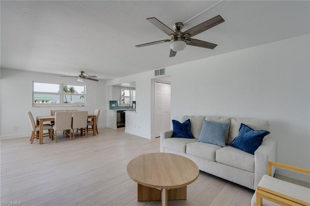 6500 Estero BLVD H302-3