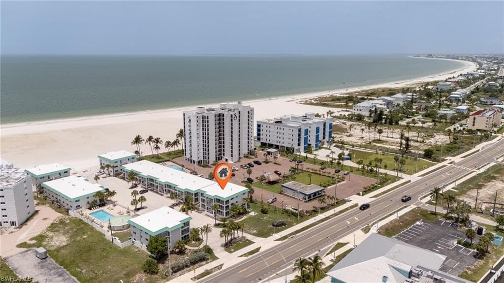 6500 Estero BLVD H302-1