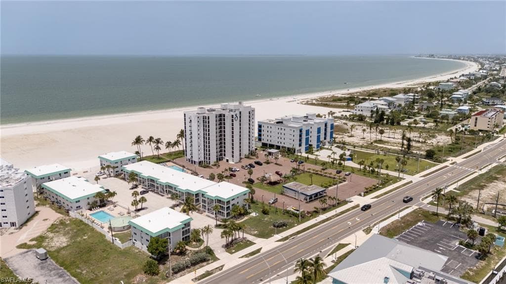 6500 Estero BLVD H302-20
