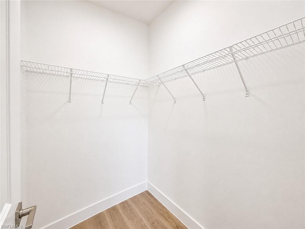 1258 MILWAUKEE BLVD-6