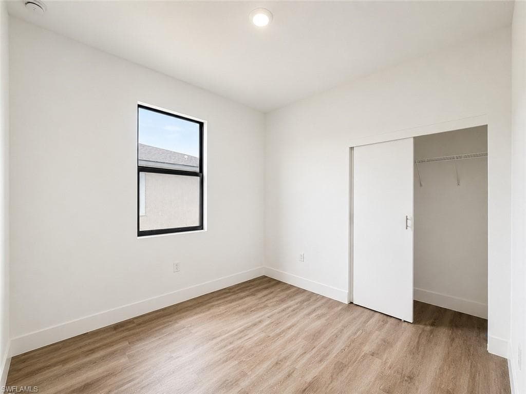 1258 MILWAUKEE BLVD-7