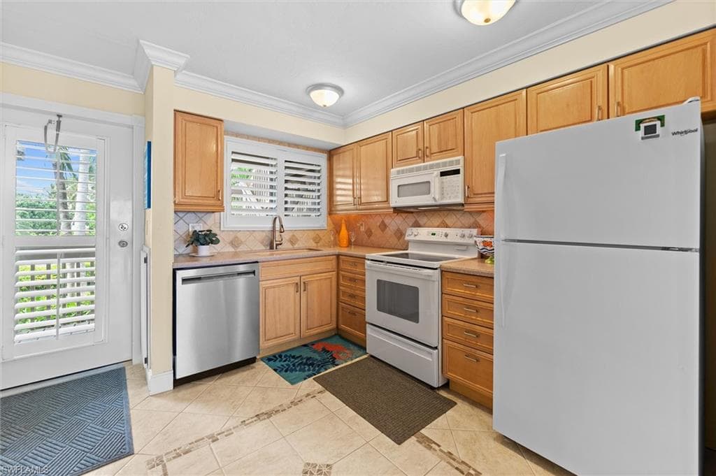 802 Marina Villas 802-9