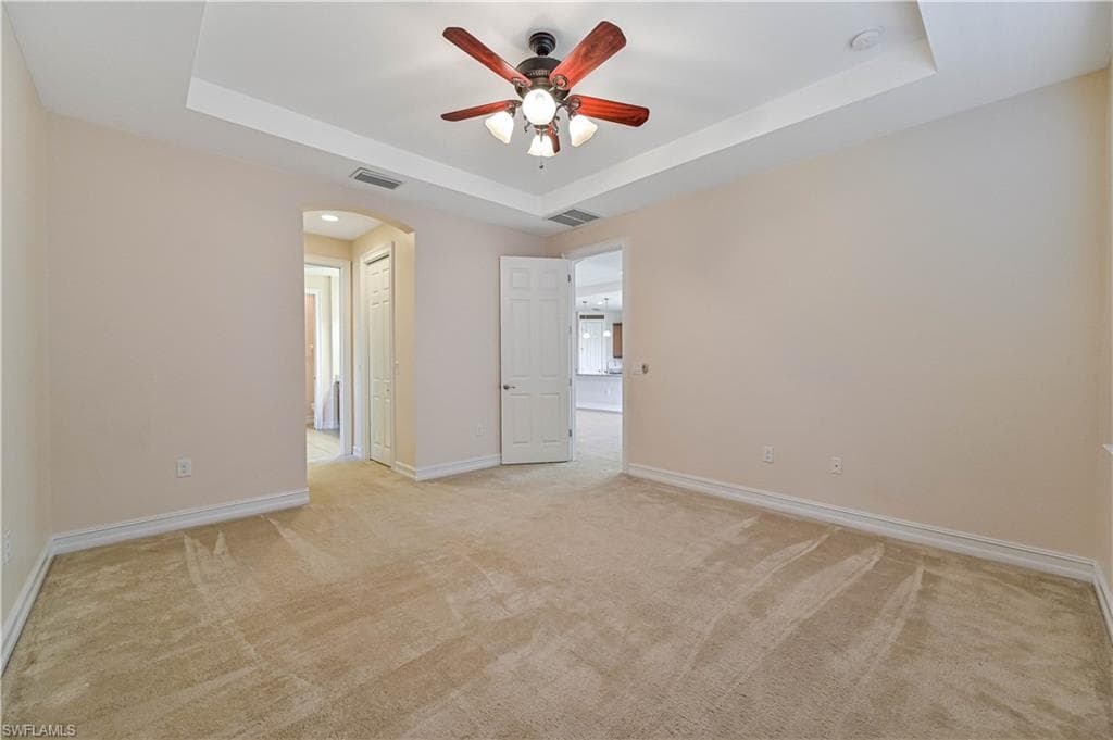 3899 Eldon ST-11