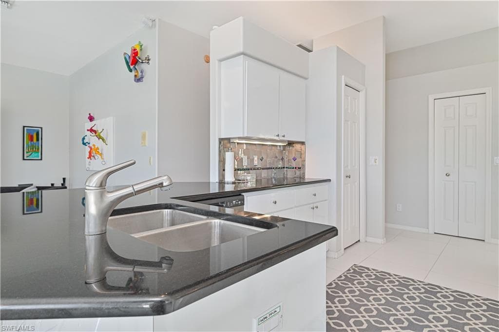 3681 Lakemont DR-12
