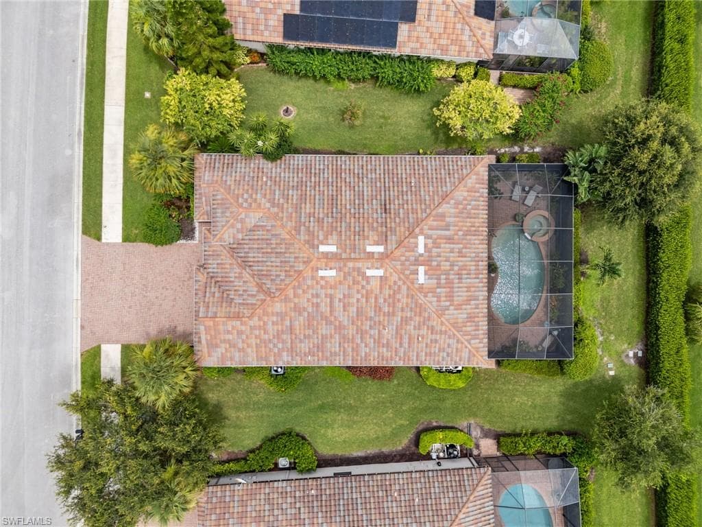 3934 Sapphire WAY-34