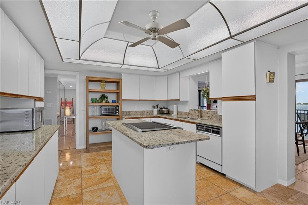 1900 Virginia AVE 503-14