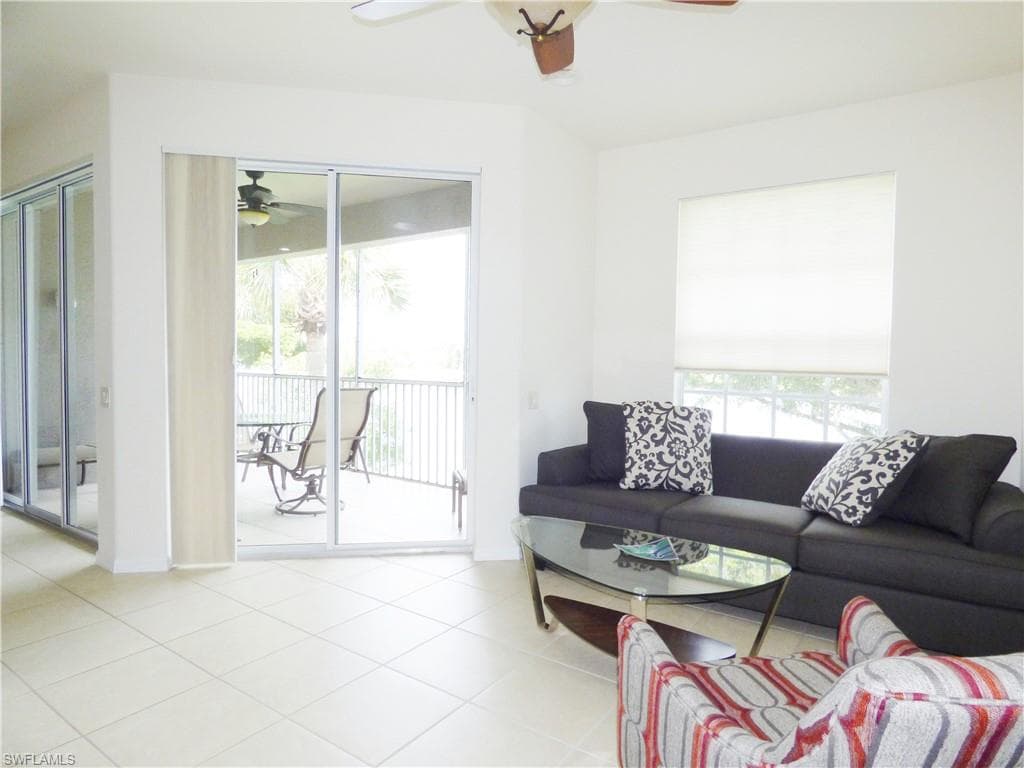 10006 Sky View WAY 205-8