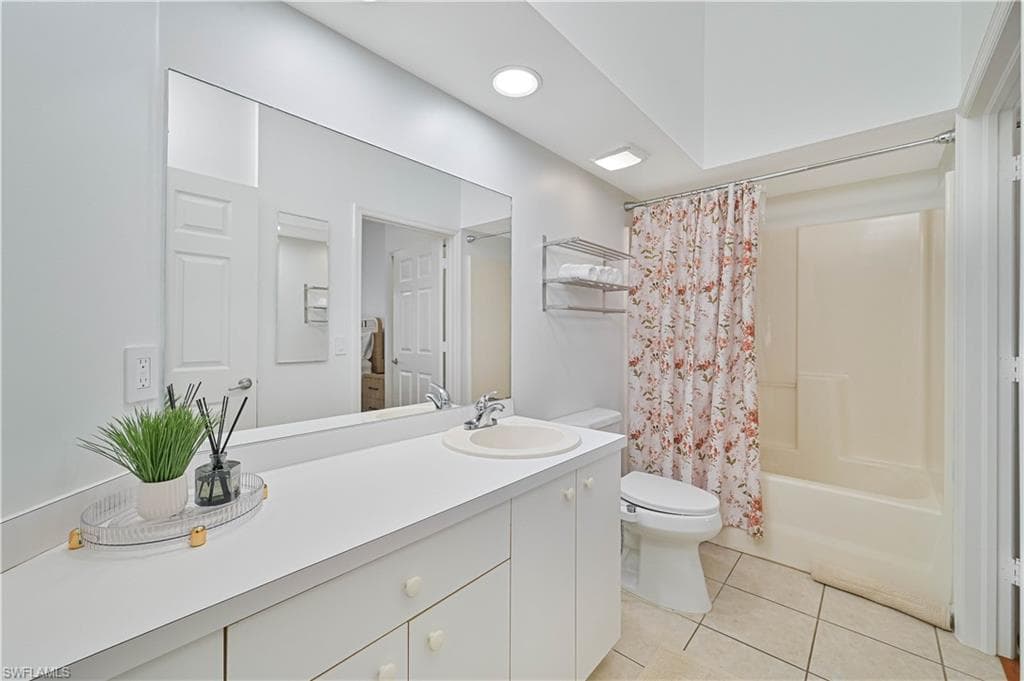 22741 Sandy Bay DR 203-20