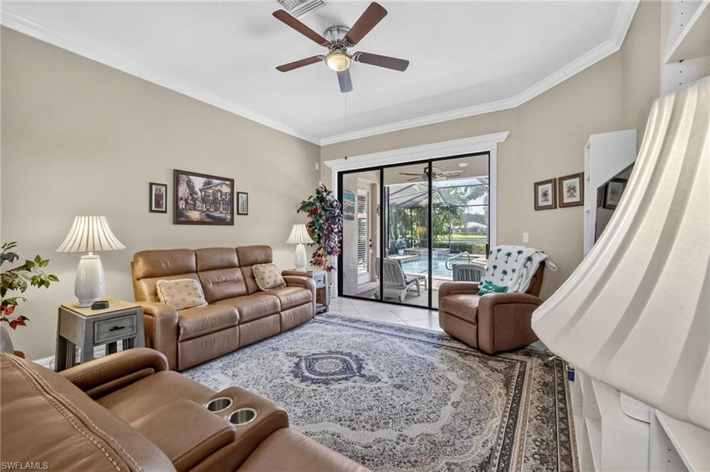 10975 Longwing DR-11
