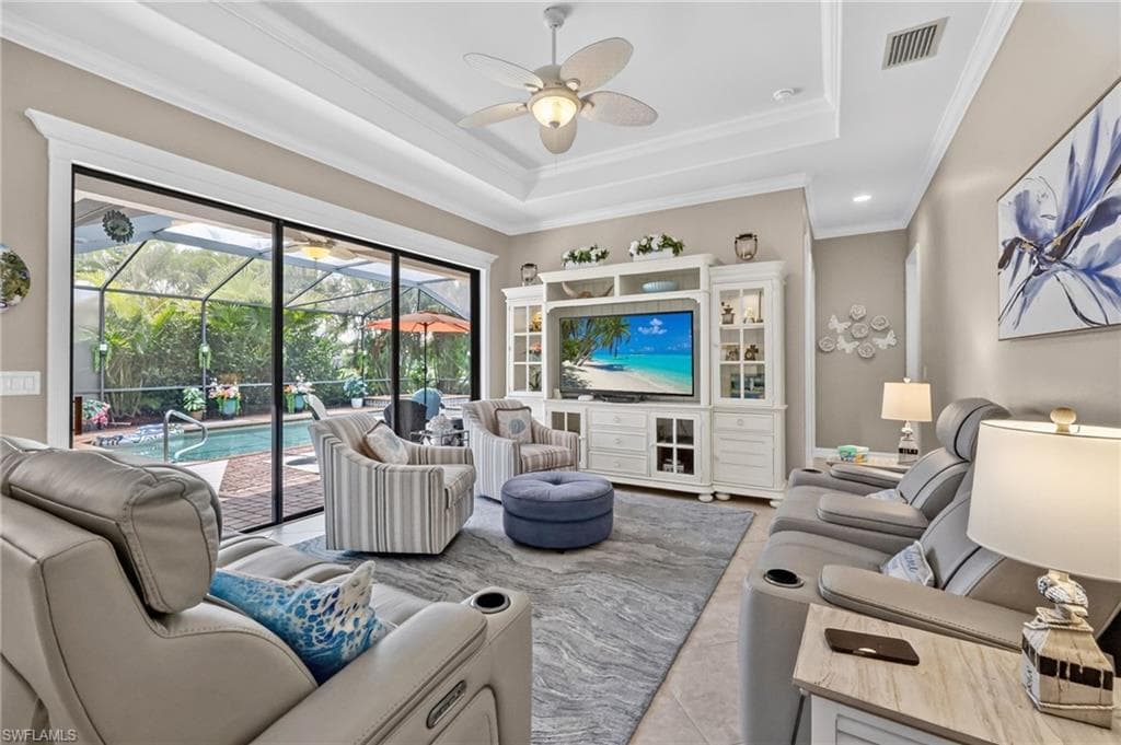 10975 Longwing DR-28